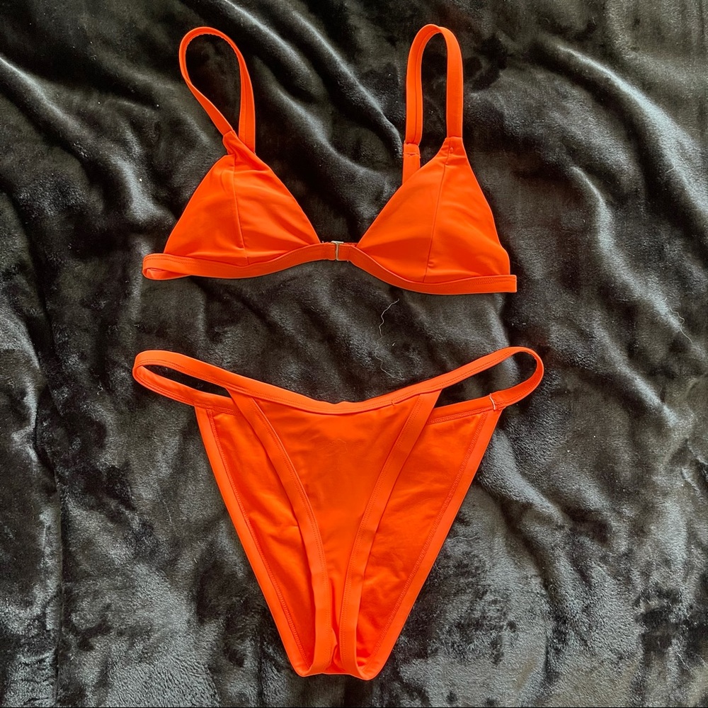 High cut bikini set
